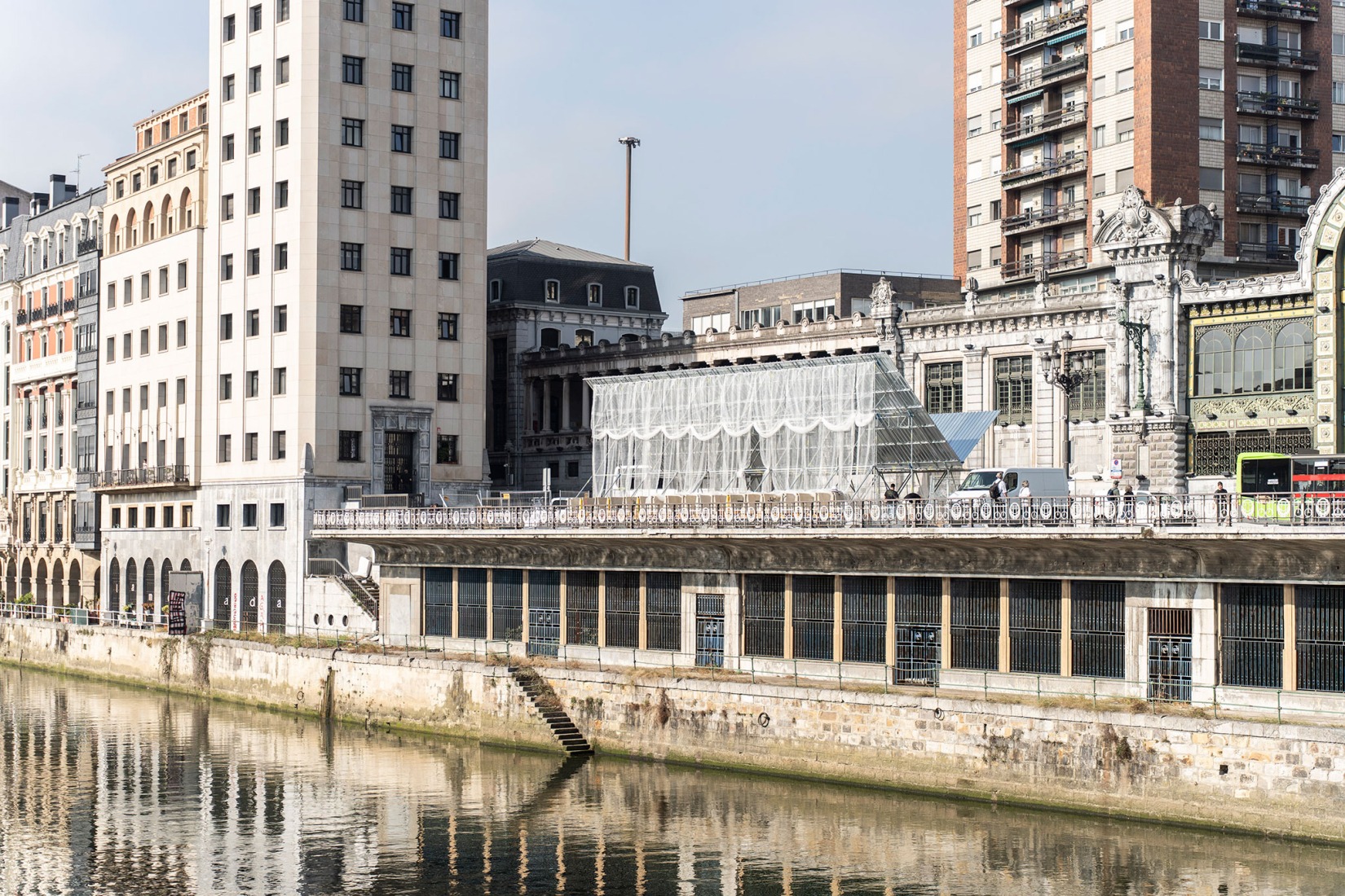 Etxenoi by AMA Architectural Office. Photograph by Mikel Blasco. Image courtesy by Mugak/2025.