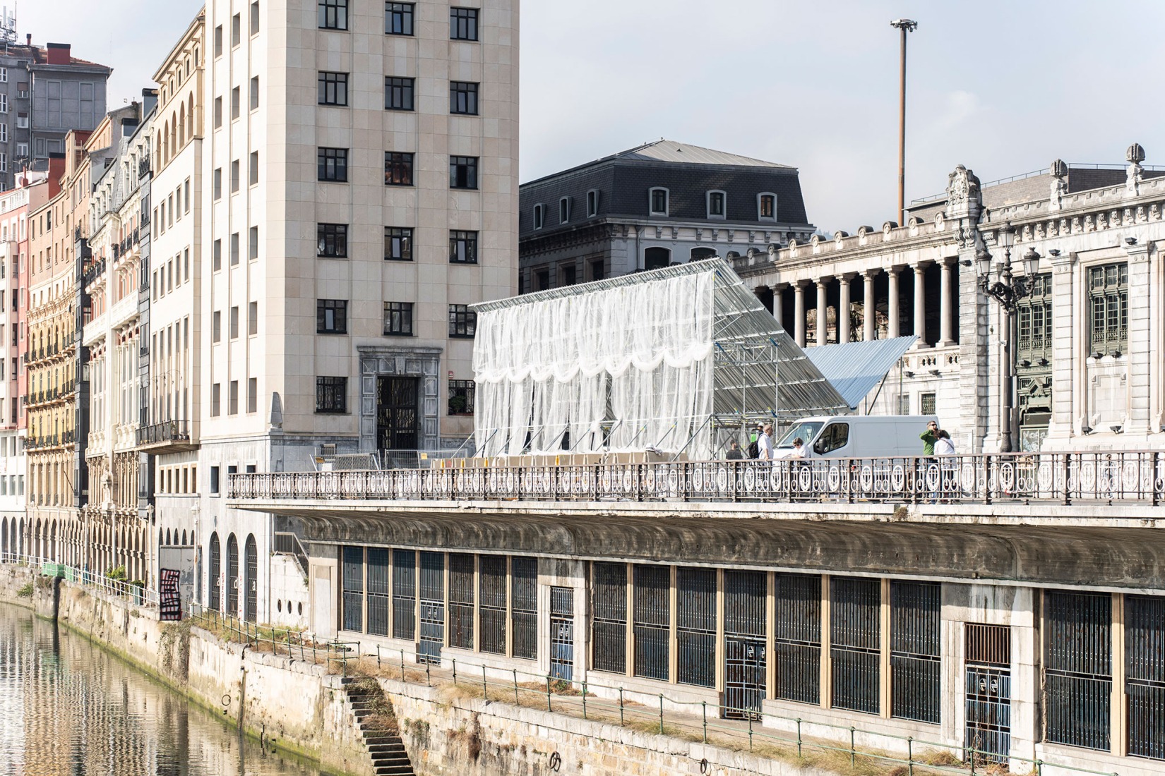 Etxenoi by AMA Architectural Office. Photograph by Mikel Blasco. Image courtesy by Mugak/2025.