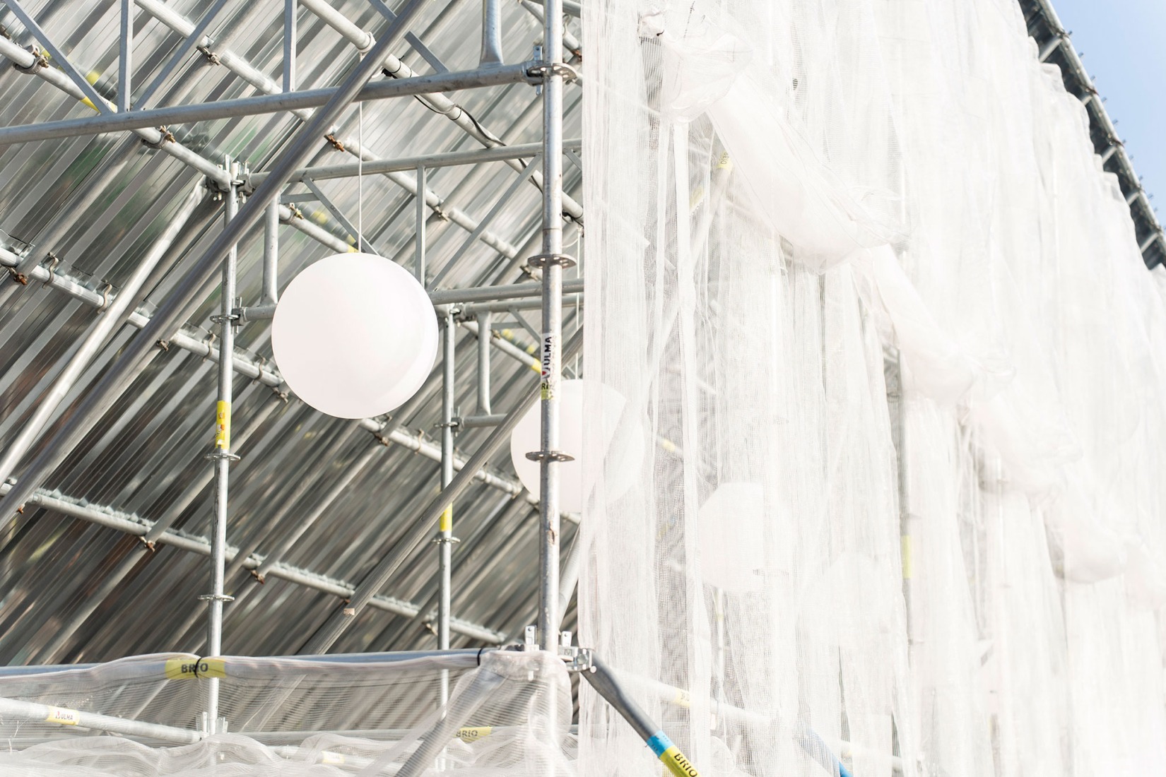 Etxenoi by AMA Architectural Office. Photograph by Mikel Blasco. Image courtesy by Mugak/2025.