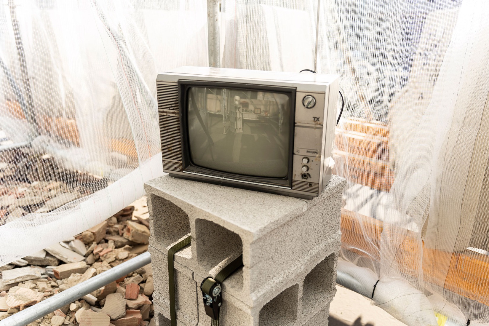 Etxenoi by AMA Architectural Office. Photograph by Mikel Blasco. Image courtesy by Mugak/2025.