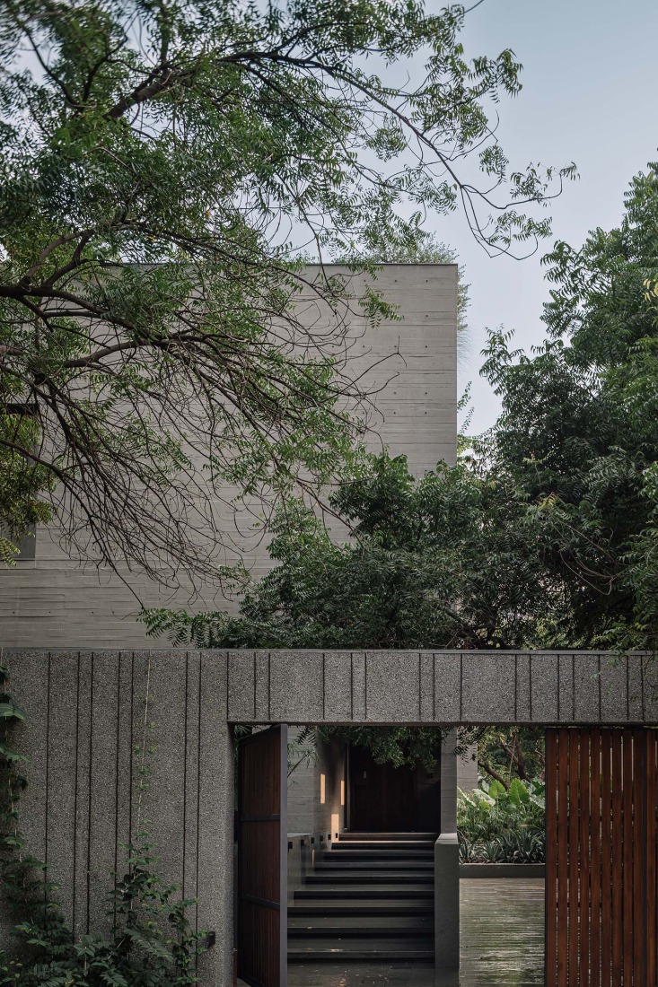 MS House by Studio Saransh. Photograph by Ishita Sitwala.