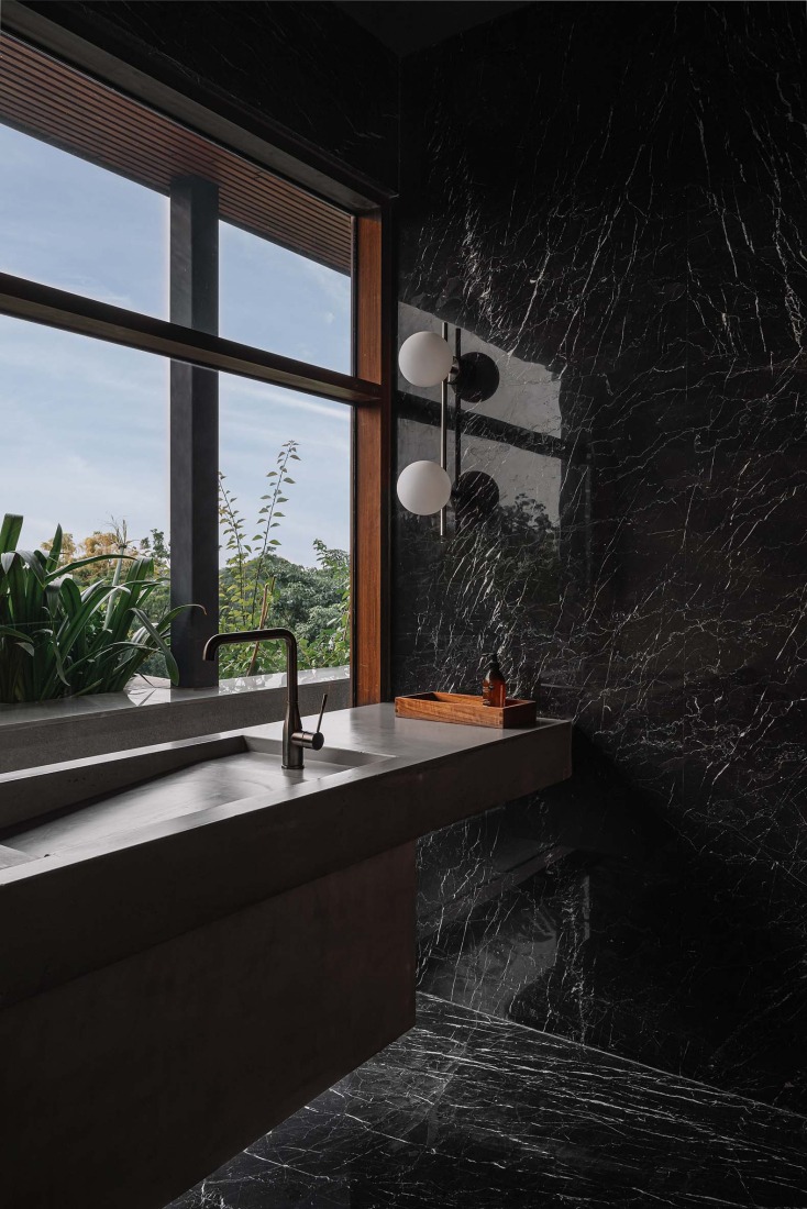 MS House by Studio Saransh. Photograph by Ishita Sitwala.