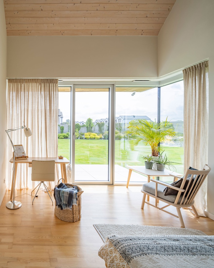 House in Jastrzębia Góra by Archmondo. Photograph by Jakub Certowicz.