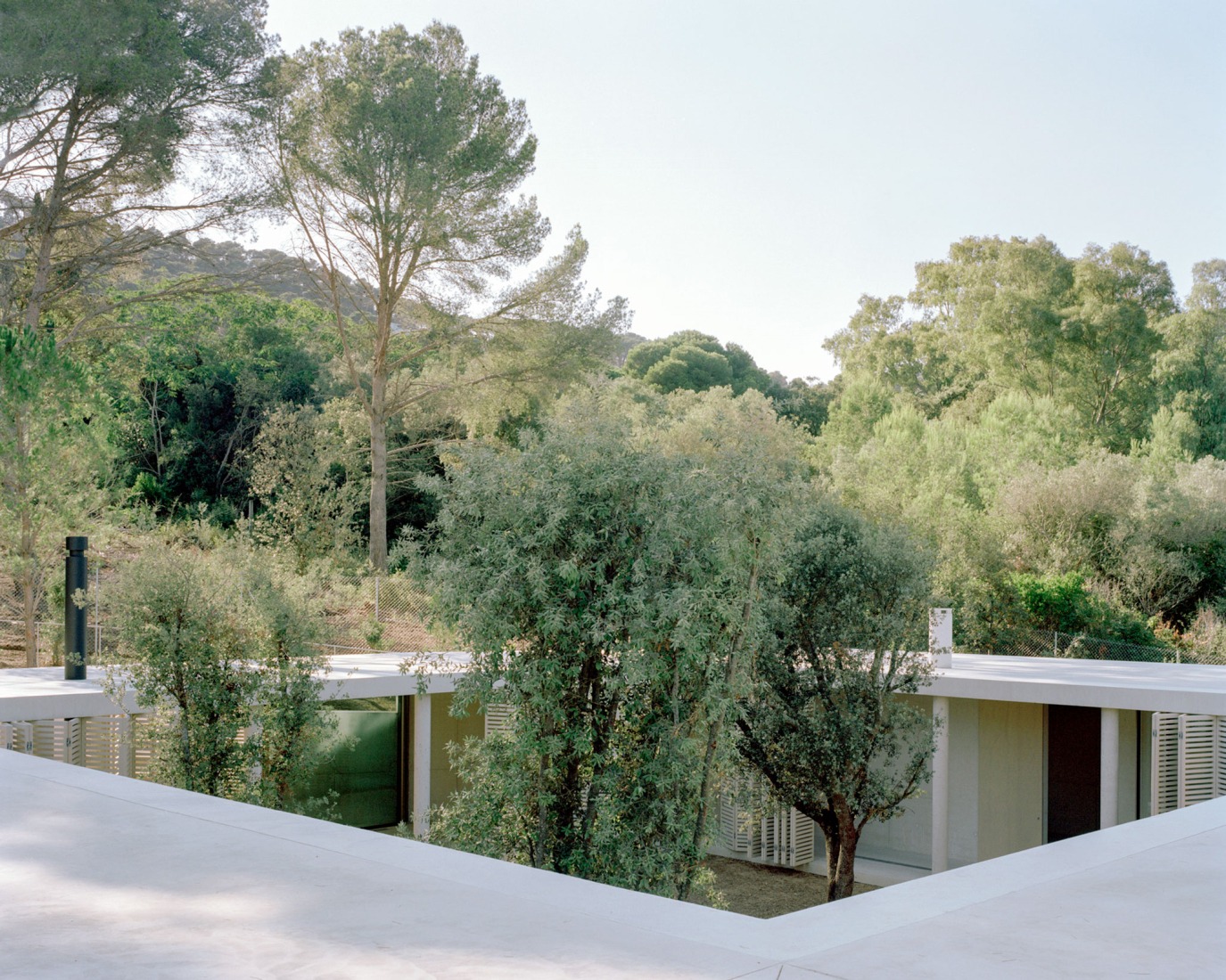 Casa patio por Arquitectura-G. Fotografía por Maxime Delvaux.