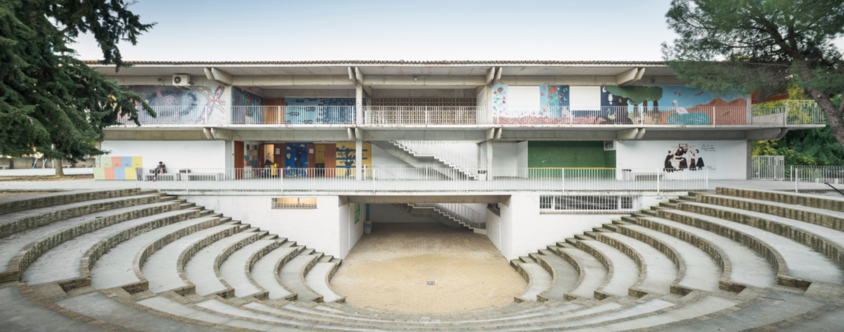 Aljarafe School by Fernando Higueras and Antonio Miró. Photograph by Juanca Lagares.