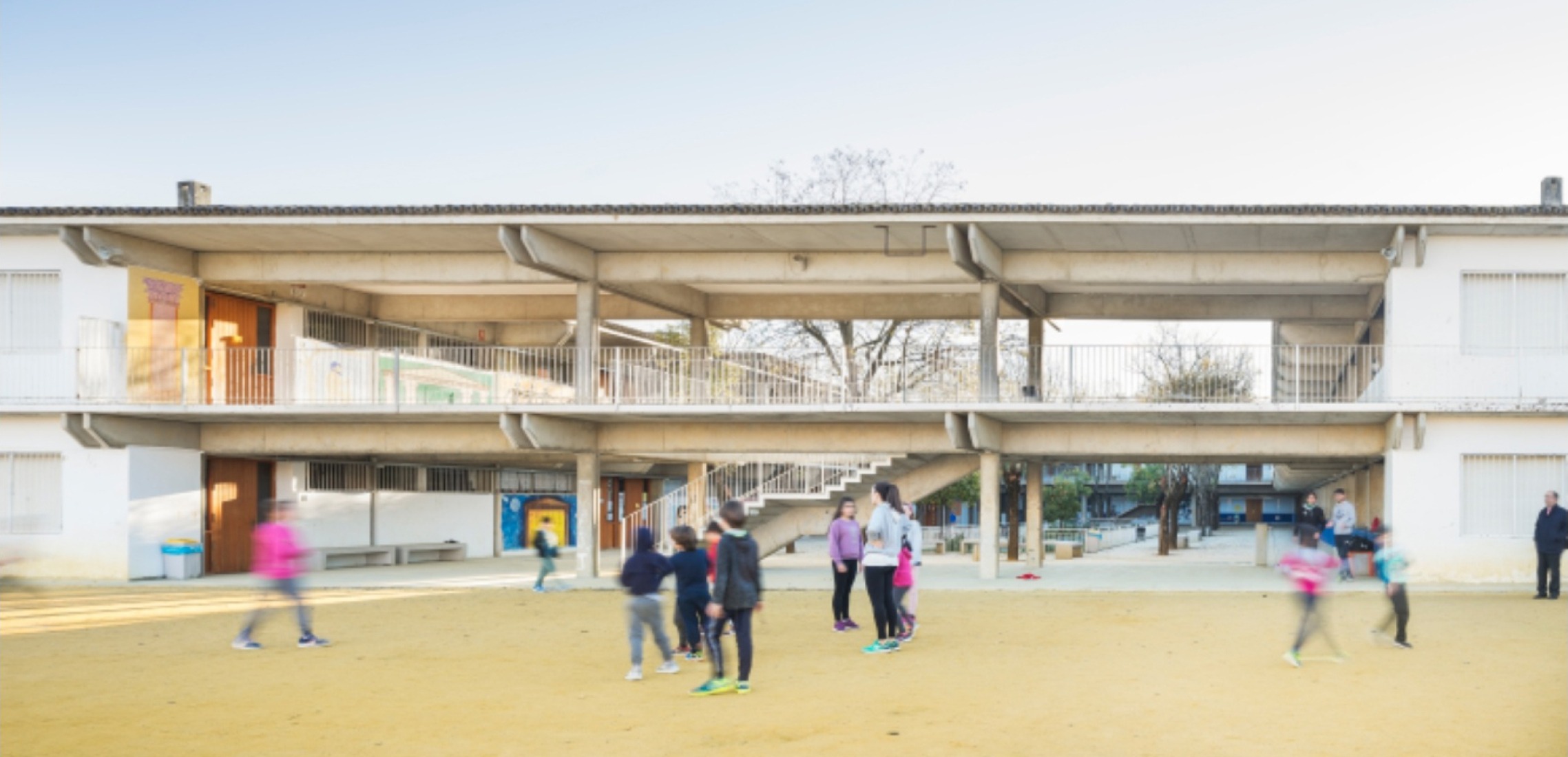 Aljarafe School by Fernando Higueras and Antonio Miró. Photograph by Juanca Lagares.