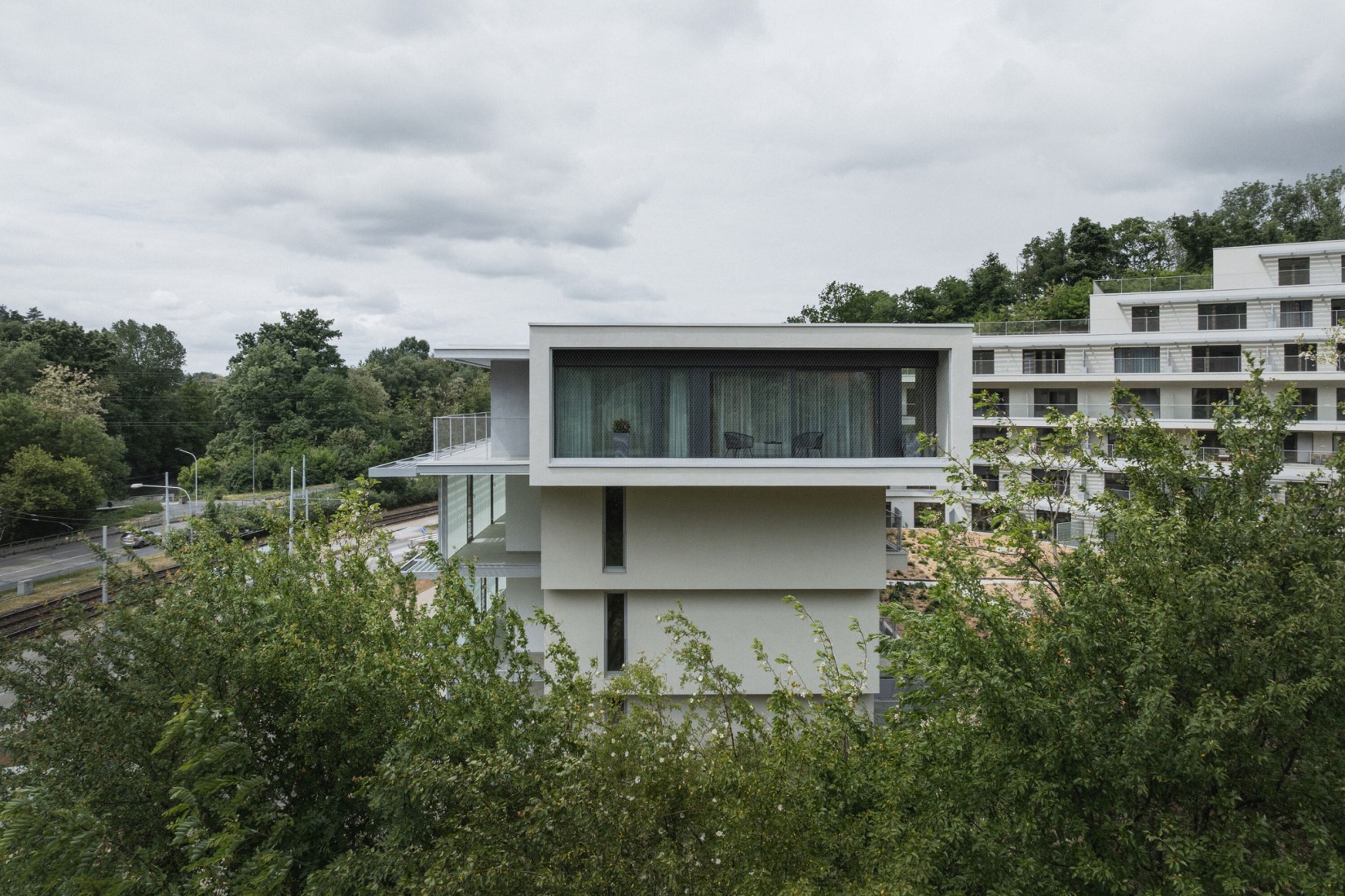 Diorit Residence por Architekti DRNH. Fotografía por Pavel Barták.