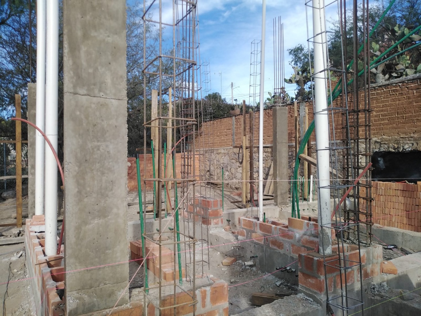 Proceso de construcción. Casa Finlandia por Escobedo Soliz.