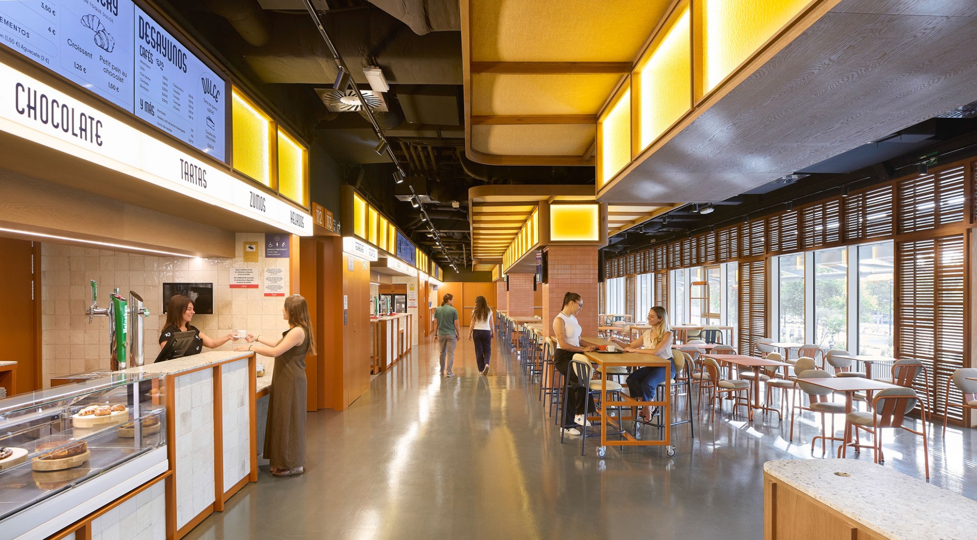 Roig Arena por HOK y ERRE. Fotografía por Hufton + Crow.