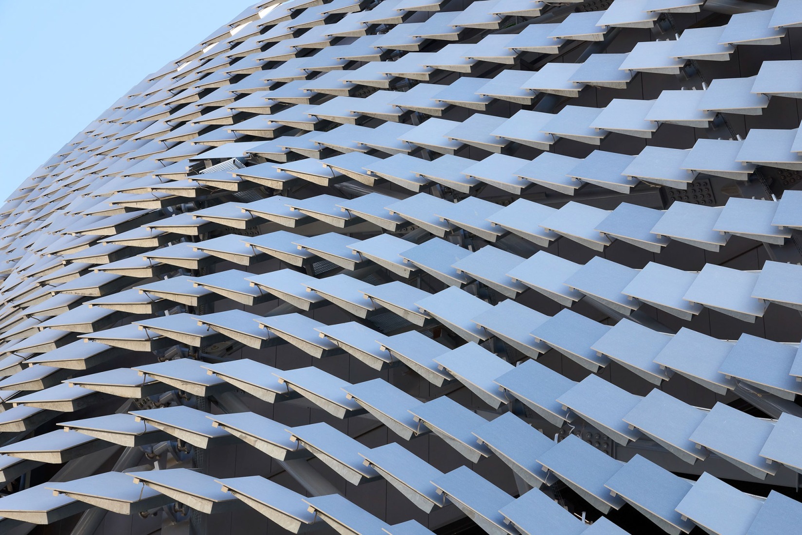 Roig Arena por HOK y ERRE. Fotografía por Hufton + Crow.