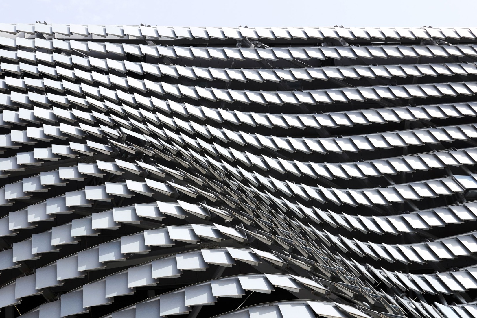 Roig Arena por HOK y ERRE. Fotografía por Hufton + Crow.