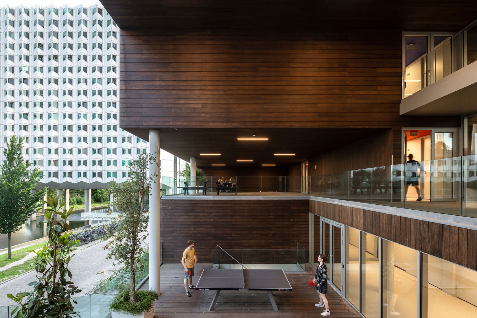 Suite 9 por Studioninedots. Fotografía por Sebastian van Damme.