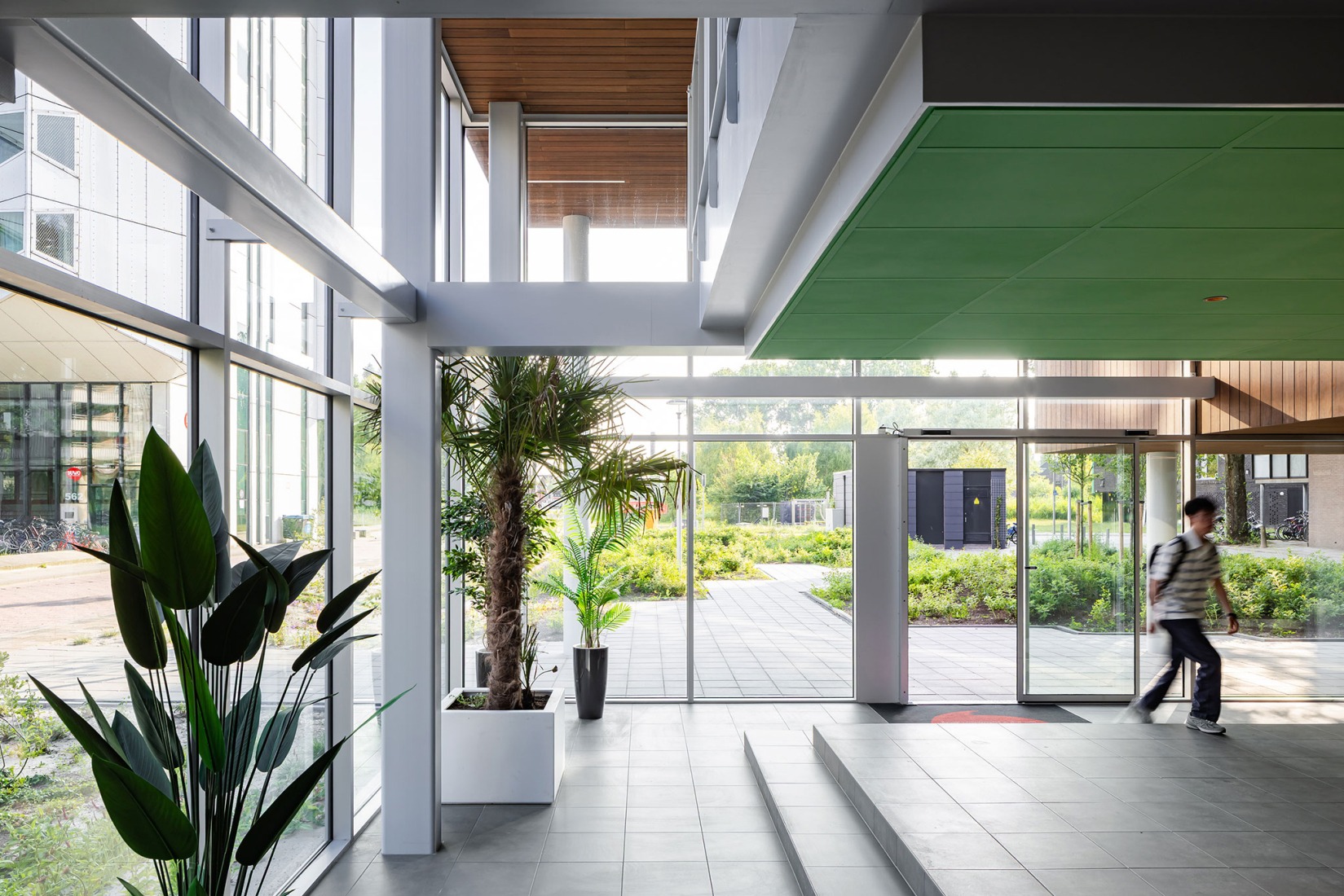 Suite 9 por Studioninedots. Fotografía por Sebastian van Damme.