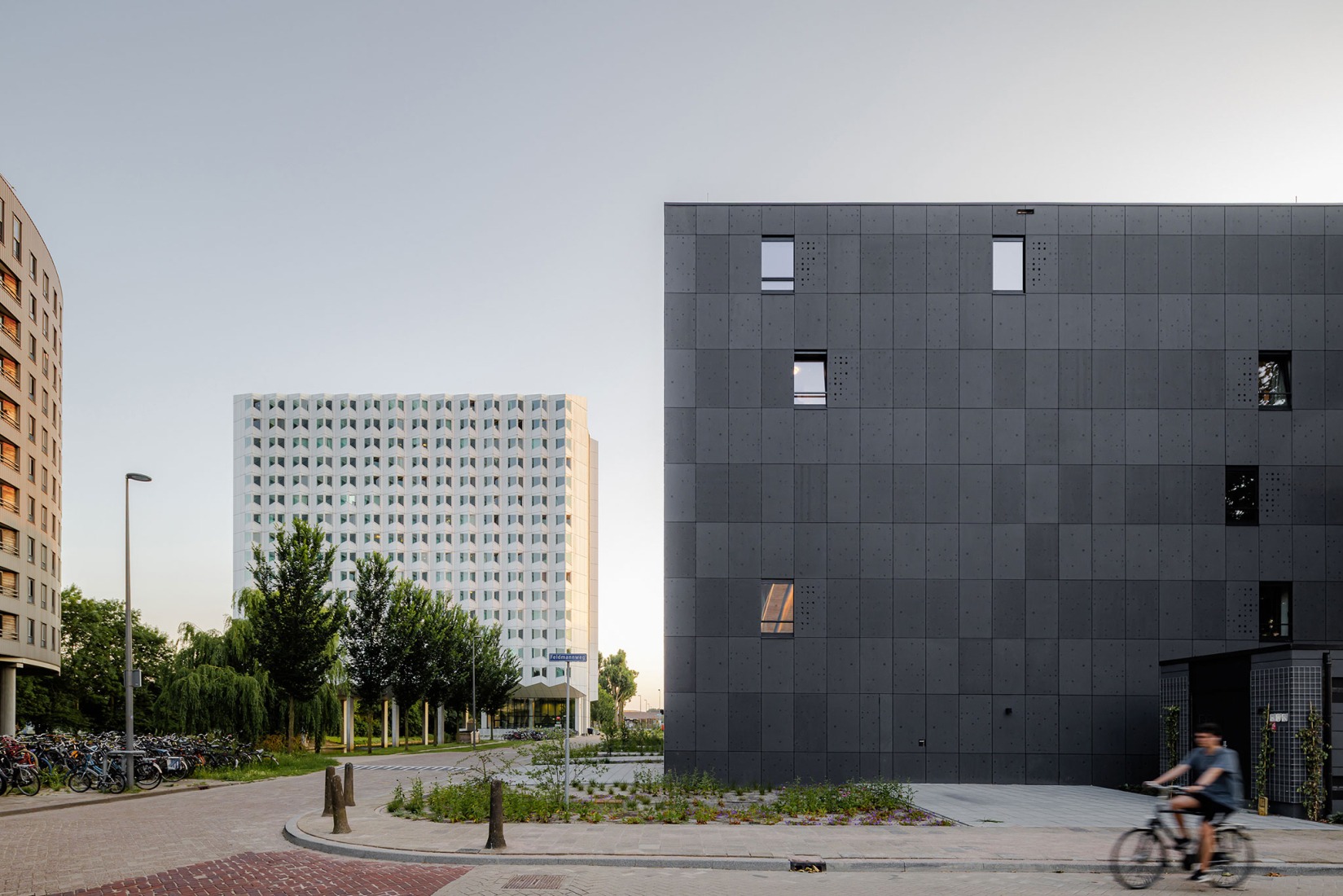 Suite 9 por Studioninedots. Fotografía por Sebastian van Damme.