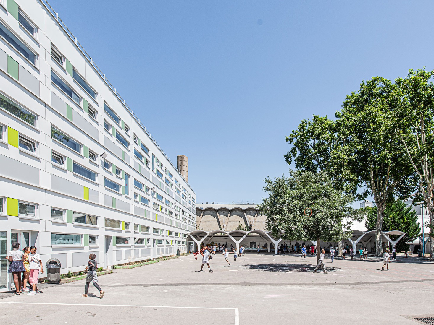 Escuela Marcel Cachin y Centro de Ocio Siloé por Swan architectes. Fotografía por Swan architectes.