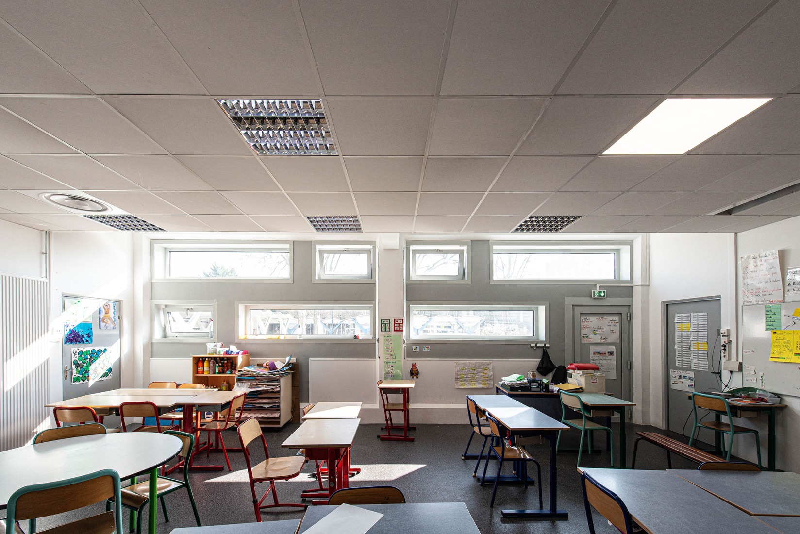 Escuela Marcel Cachin y Centro de Ocio Siloé por Swan architectes. Fotografía por Swan architectes.
