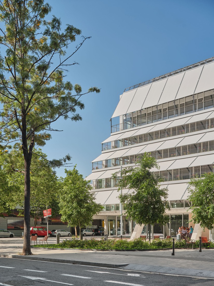 Llull 122 por BAAS arquitectura. Fotografía por Adrià Goula.