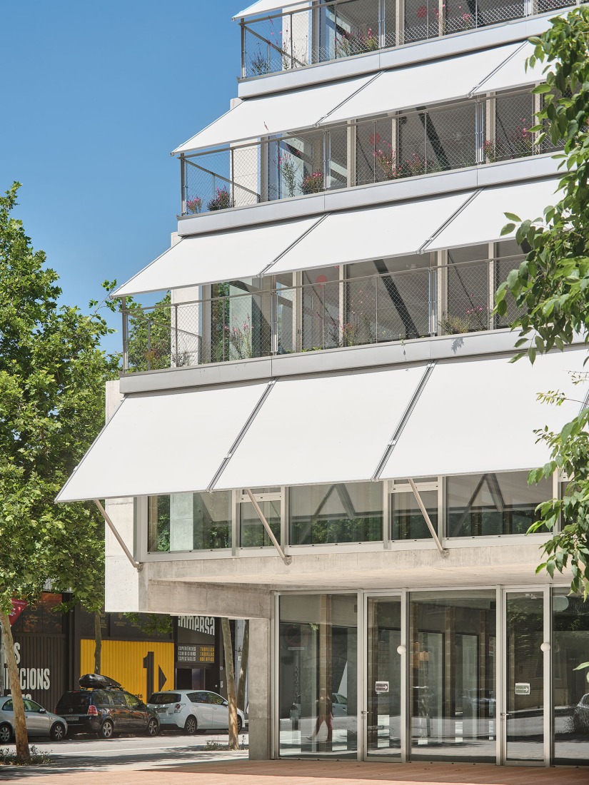 Llull 122 por BAAS arquitectura. Fotografía por Adrià Goula.