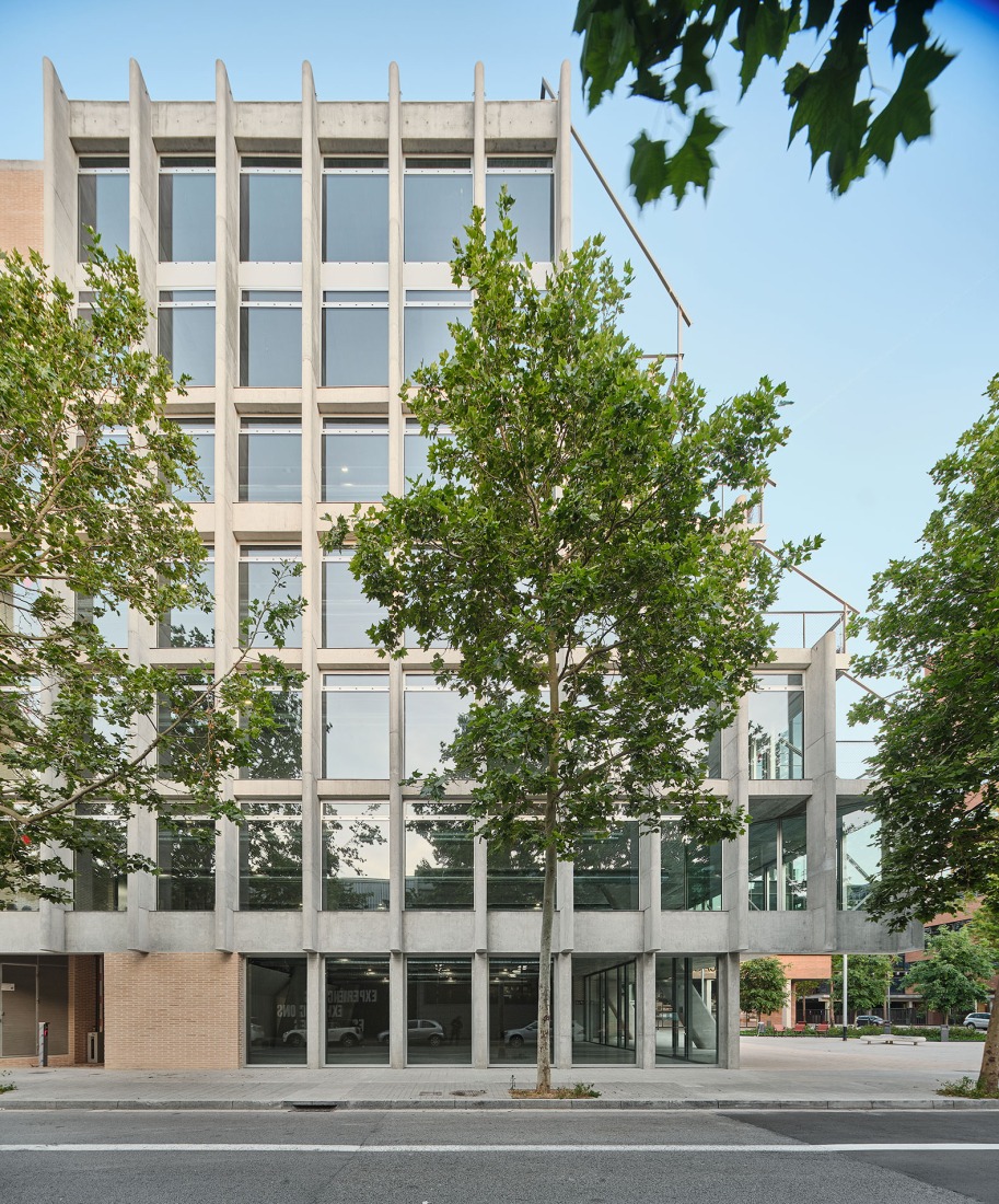 Llull 122 por BAAS arquitectura. Fotografía por Adrià Goula.