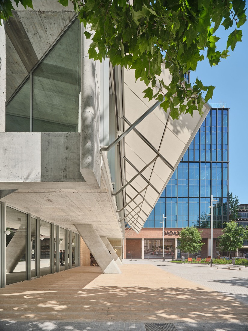 Llull 122 por BAAS arquitectura. Fotografía por Adrià Goula.