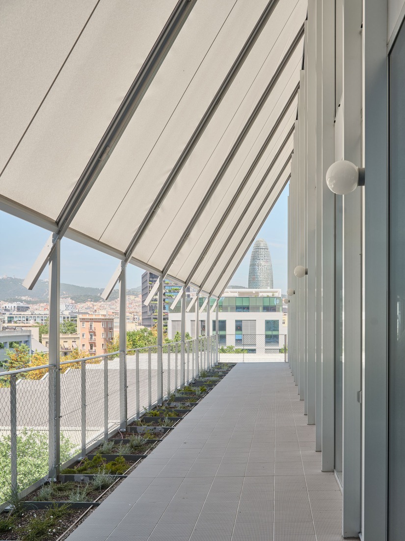 Llull 122 por BAAS arquitectura. Fotografía por Adrià Goula.