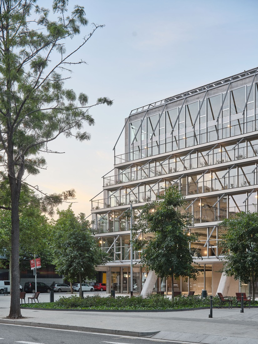 Llull 122 por BAAS arquitectura. Fotografía por Adrià Goula.