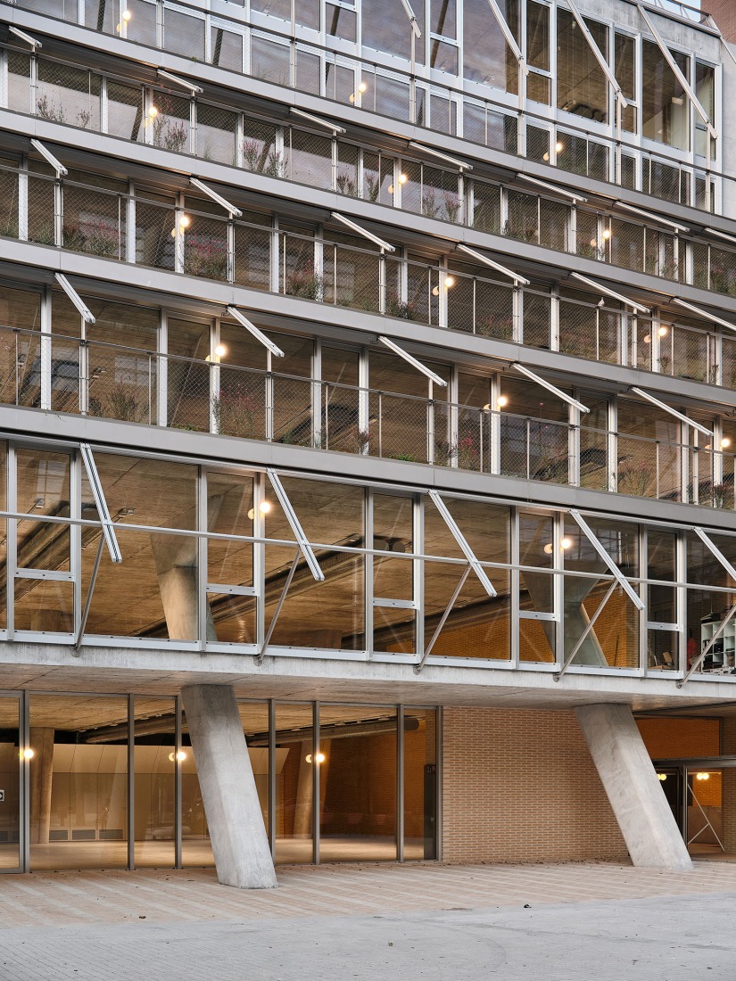 Llull 122 por BAAS arquitectura. Fotografía por Adrià Goula.