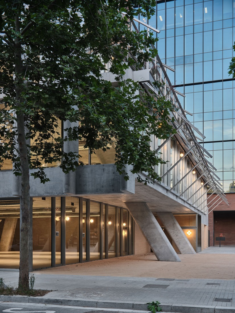 Llull 122 por BAAS arquitectura. Fotografía por Adrià Goula.