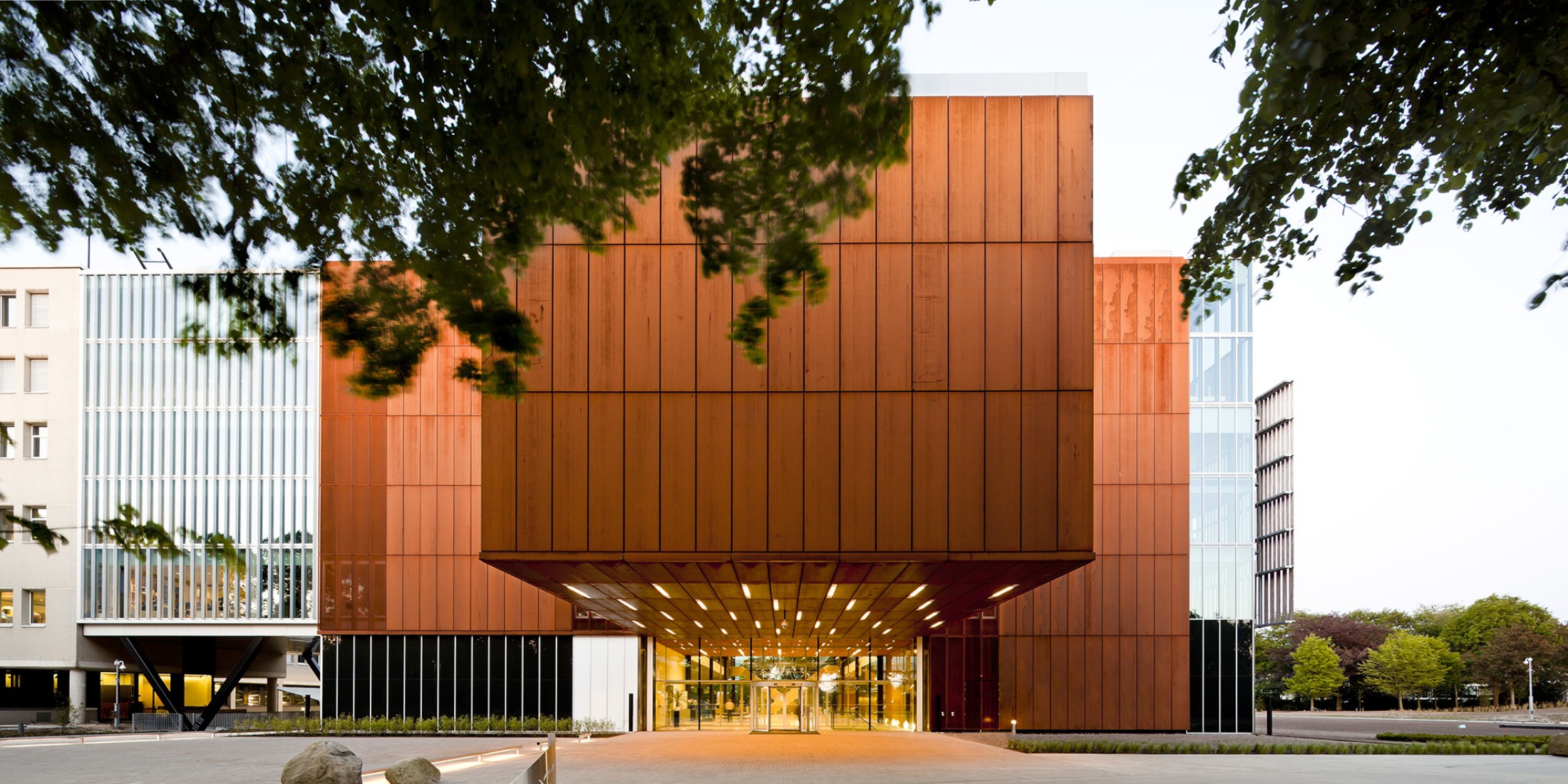 Nueva sede de PGGM. Josep Lluis Mateo. Fotografía por Adrià Goula Sardà.