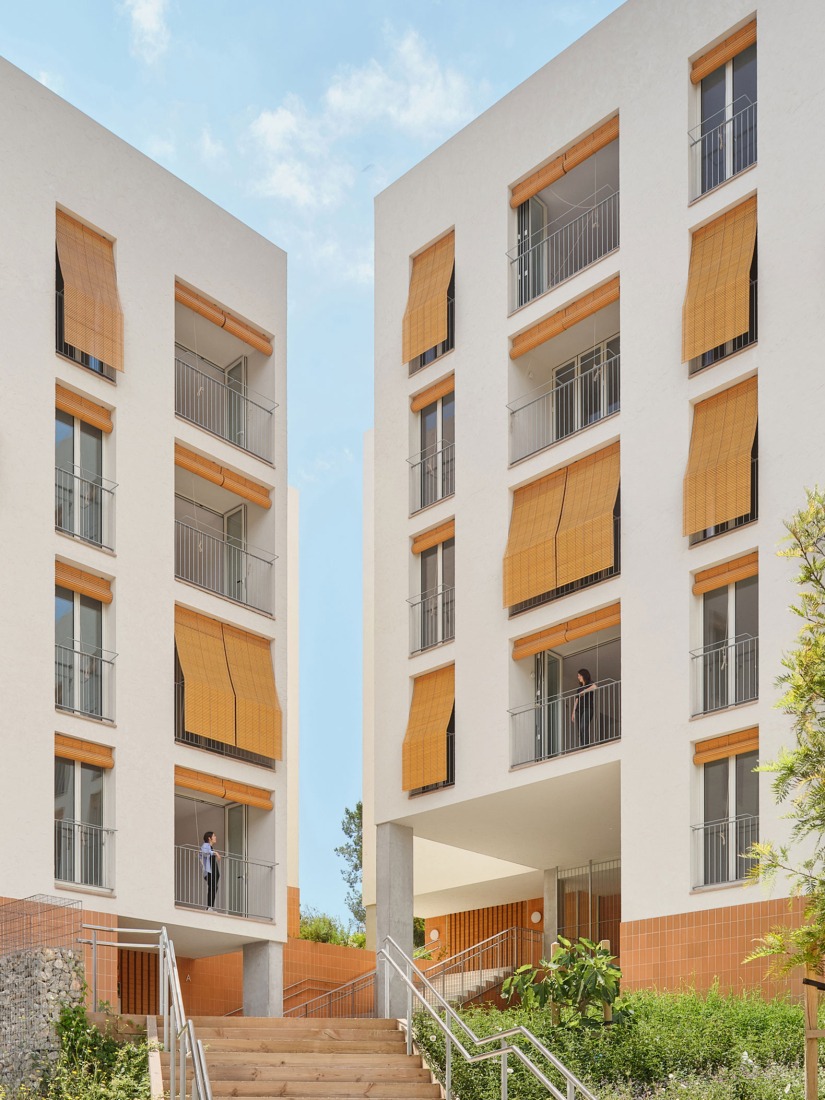 Sustainability and spatial quality. 72 Social Housing in Castelldefels by Carles Enrich Studio. Photograph by Adrià Goula.