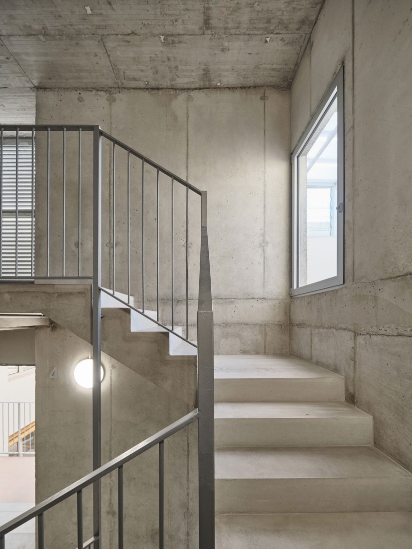 Sustainability and spatial quality. 72 Social Housing in Castelldefels by Carles Enrich Studio. Photograph by Adrià Goula.