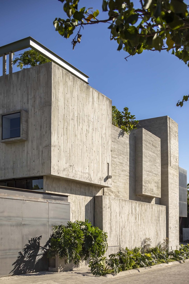 Taller de arquitectura por Di Frenna Arquitectos. Fotografía por Onnis Luque.