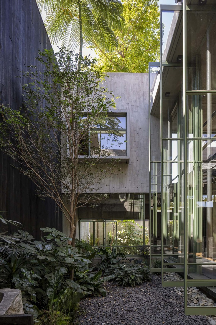 Taller de arquitectura por Di Frenna Arquitectos. Fotografía por Onnis Luque.