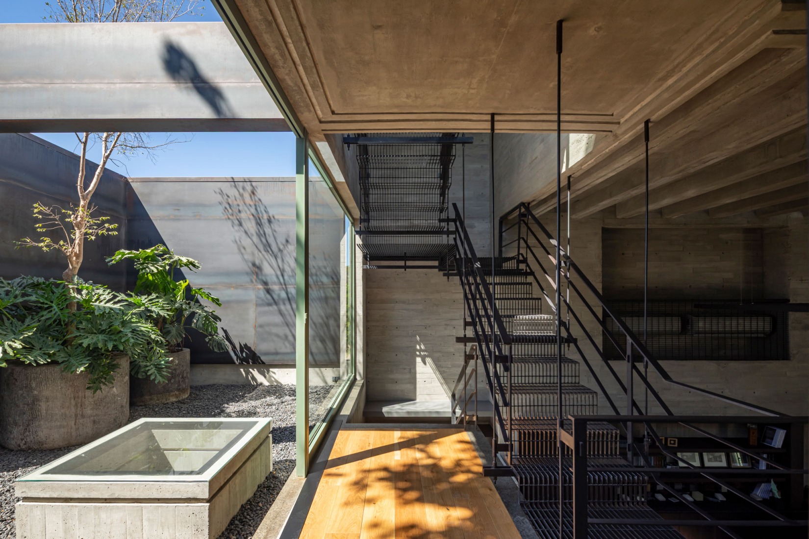 Taller de arquitectura por Di Frenna Arquitectos. Fotografía por Onnis Luque.