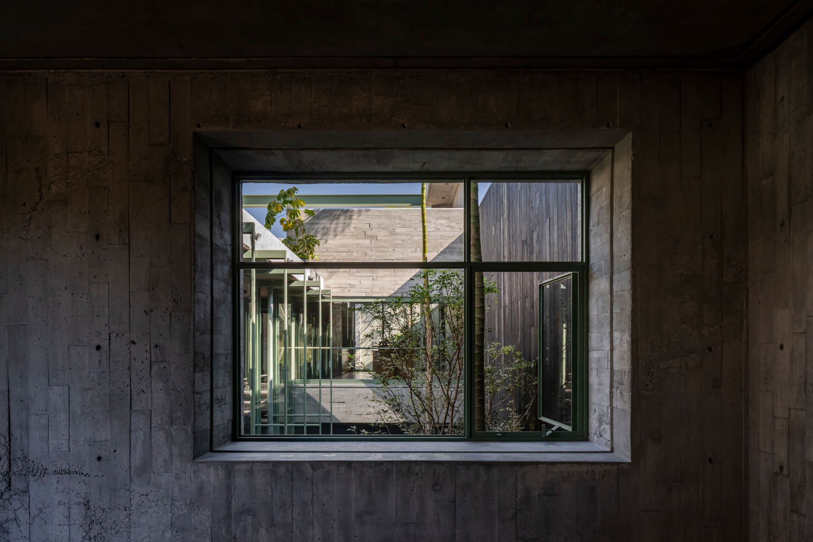 Taller de arquitectura por Di Frenna Arquitectos. Fotografía por Onnis Luque.