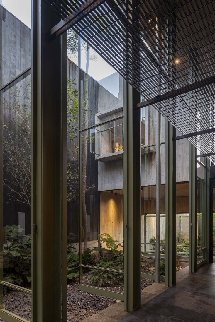 Taller de arquitectura por Di Frenna Arquitectos. Fotografía por Onnis Luque.