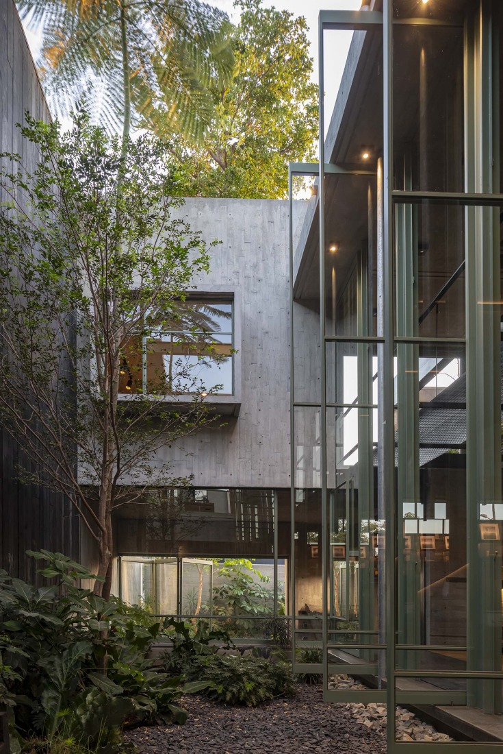 Taller de arquitectura por Di Frenna Arquitectos. Fotografía por Onnis Luque.