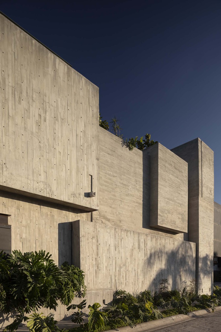 Taller de arquitectura por Di Frenna Arquitectos. Fotografía por Onnis Luque.