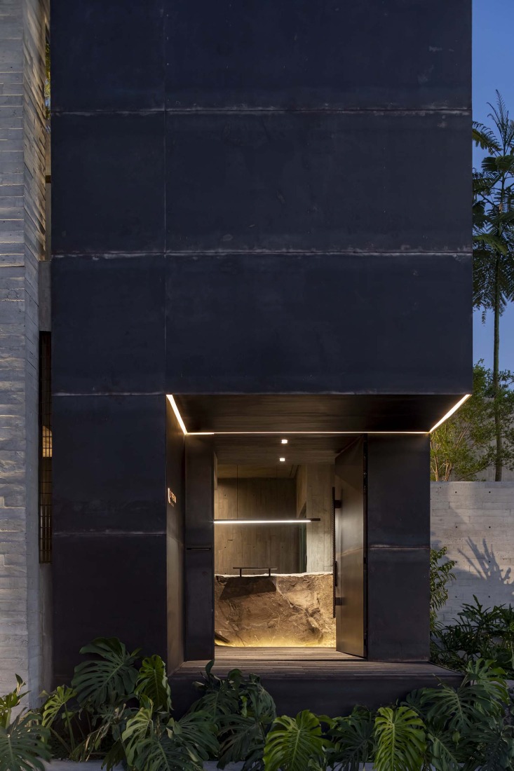 Taller de arquitectura por Di Frenna Arquitectos. Fotografía por Onnis Luque.