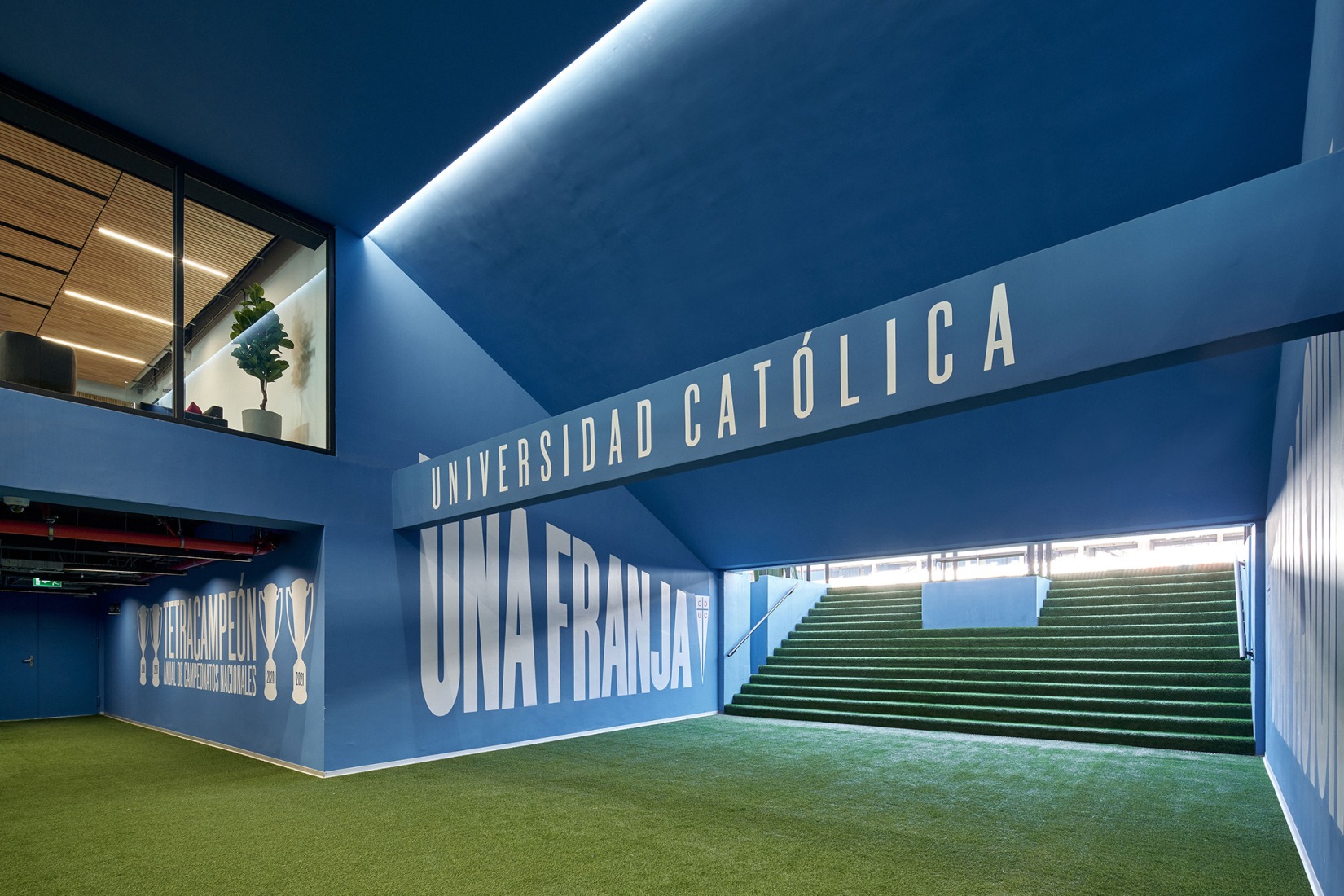 Proyecto de Modernización del Estadio de Universidad Católica por IDOM. Fotografía por Cristóbal Palma.