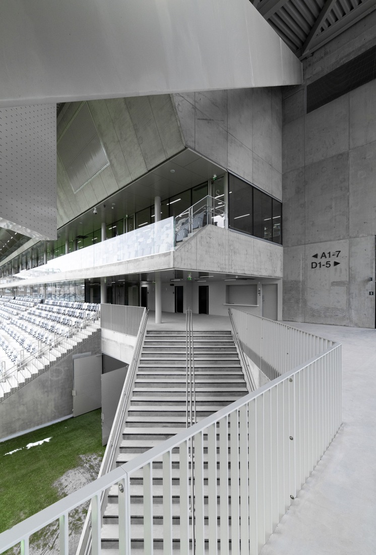 Estadio Tammela por JKMM Architects. Fotografía por Hannu Rytky.