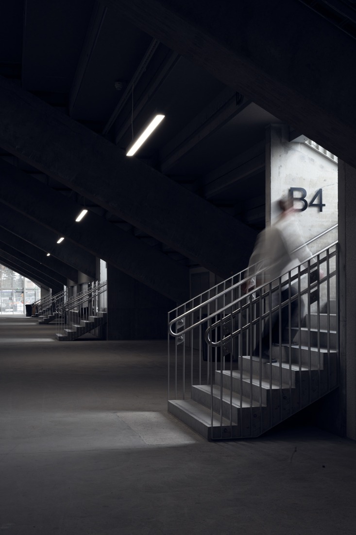 Estadio Tammela por JKMM Architects. Fotografía por Hannu Rytky.