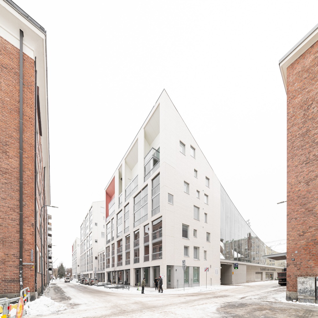 Estadio Tammela por JKMM Architects. Fotografía por Hannu Rytky.