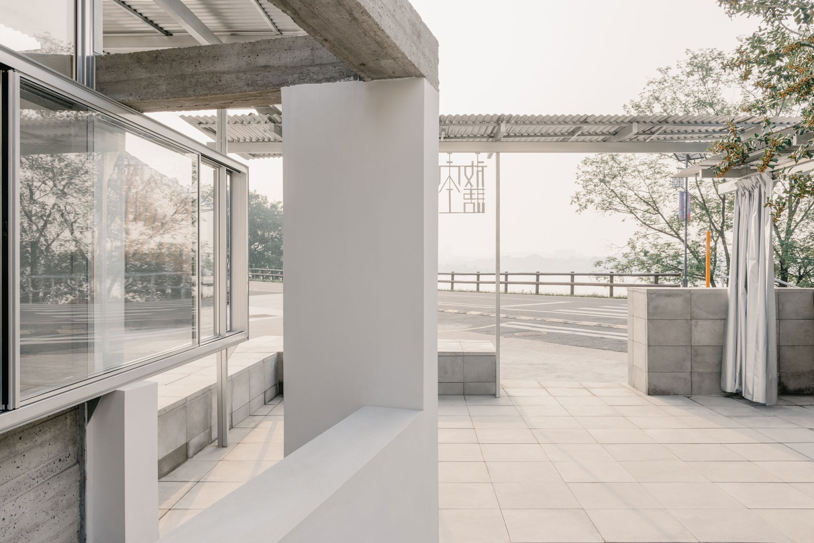 Visitor centre - Longyou / tourist centre by Atelier tao+c. Photograph by Wen Studio.