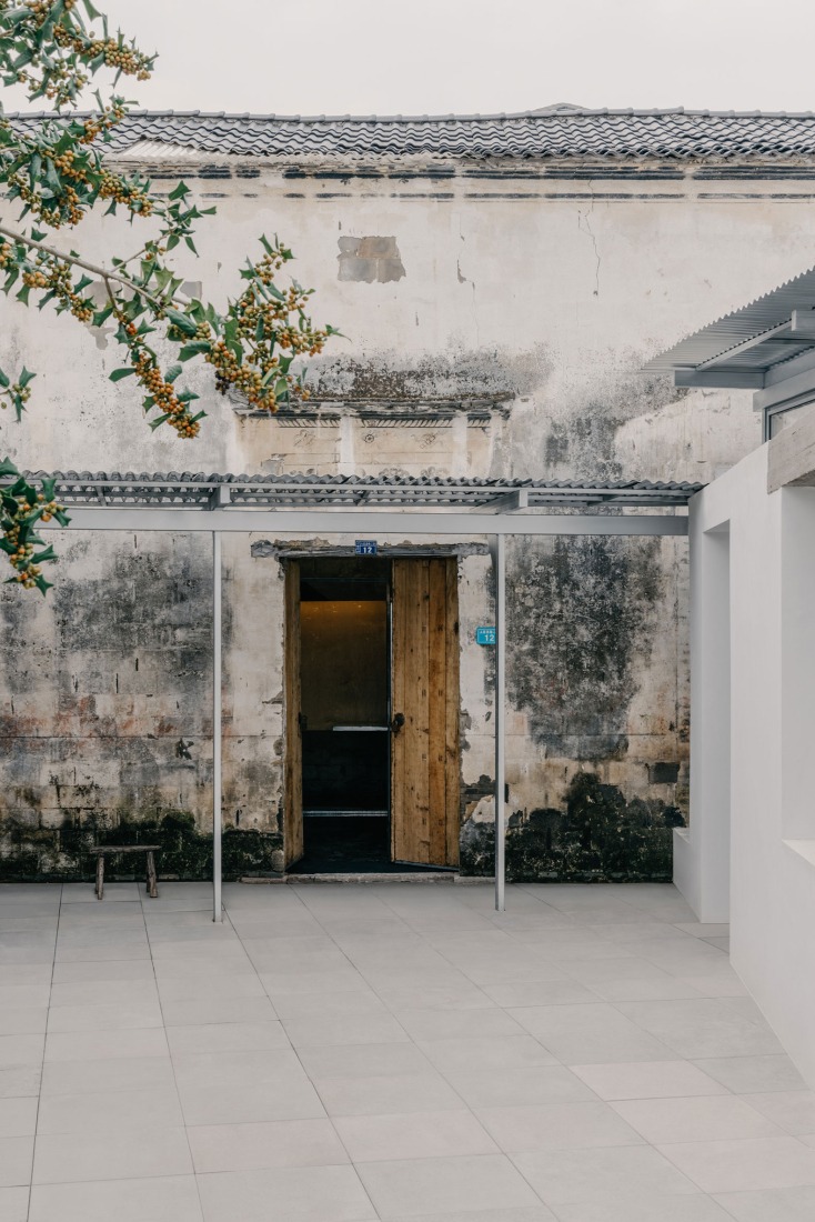 Visitor centre - Longyou / tourist centre by Atelier tao+c. Photograph by Wen Studio.