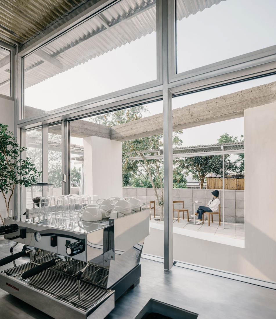 Visitor centre - Longyou / tourist centre by Atelier tao+c. Photograph by Wen Studio.