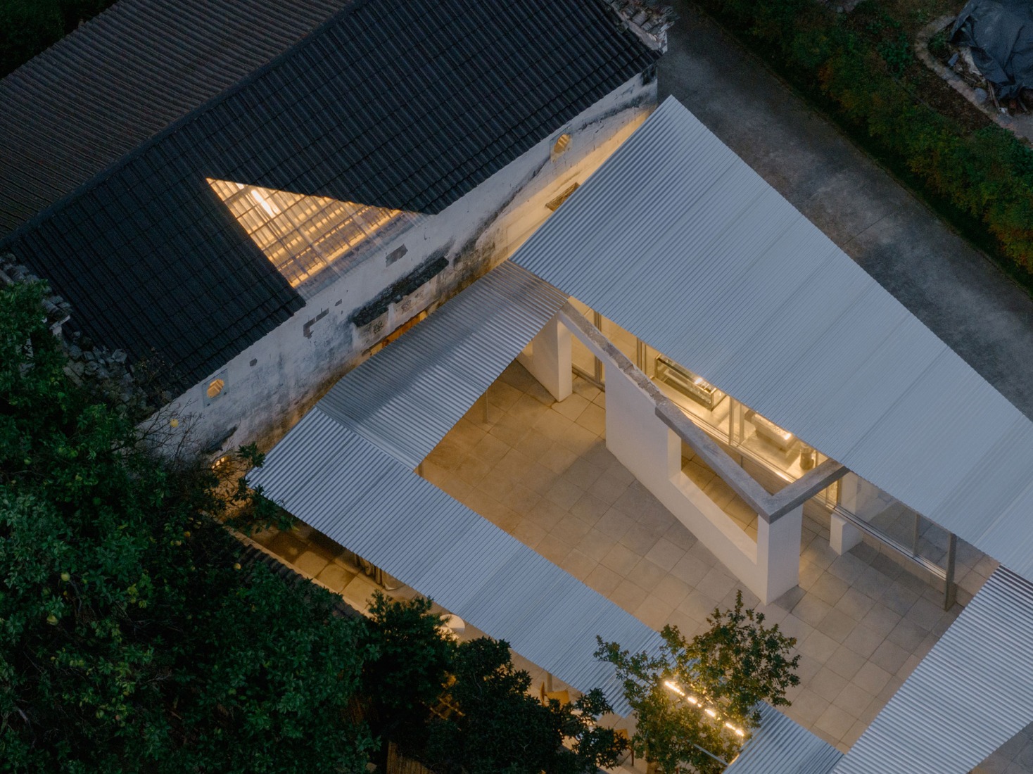 Visitor centre - Longyou / tourist centre by Atelier tao+c. Photograph by Wen Studio.