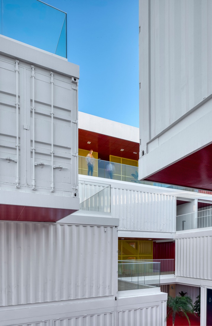 Zona base - Incubazul by Carquero Arquitectura. Photograph by Jesús Granada. 