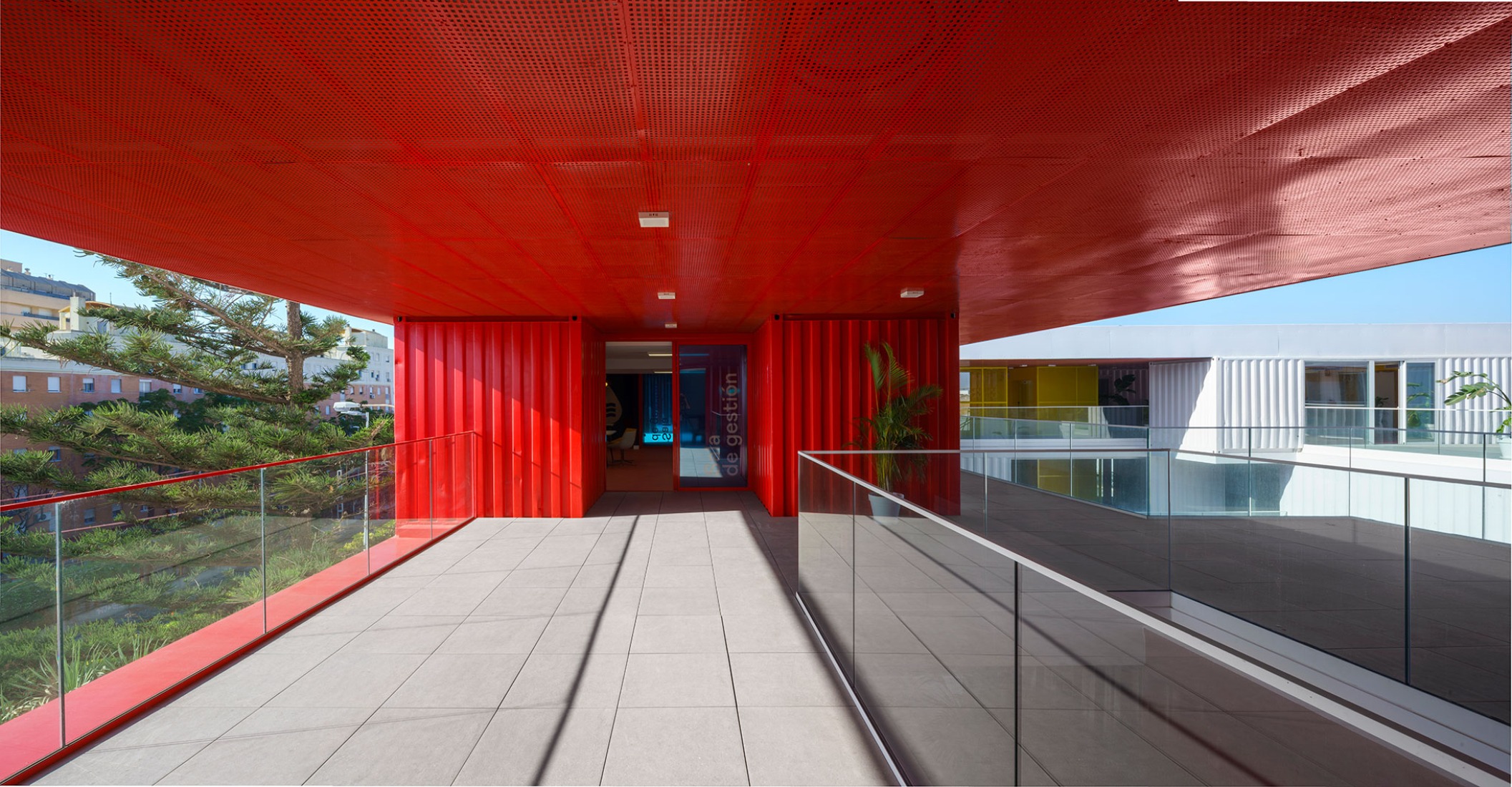 Zona base - Incubazul by Carquero Arquitectura. Photograph by Jesús Granada. 