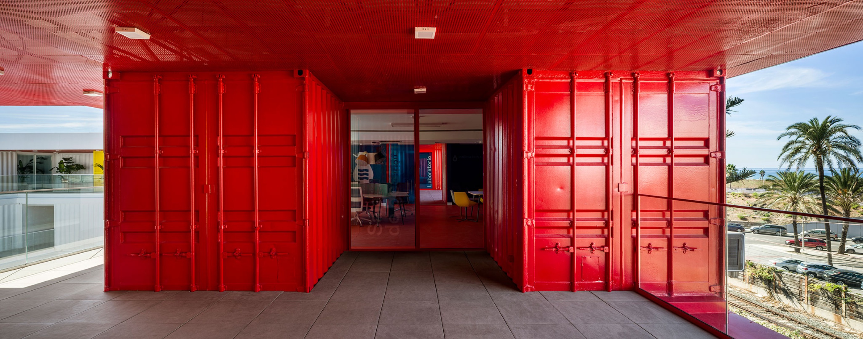 Zona base - Incubazul by Carquero Arquitectura. Photograph by Jesús Granada. 